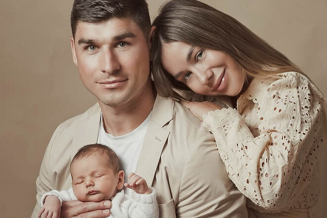 ФОТО. Семью украинского легионера атаковали пьяные россияне. Что случилось?