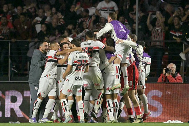 Сан-Паулу находится в шаге от рекорда Кубка Либертадорес