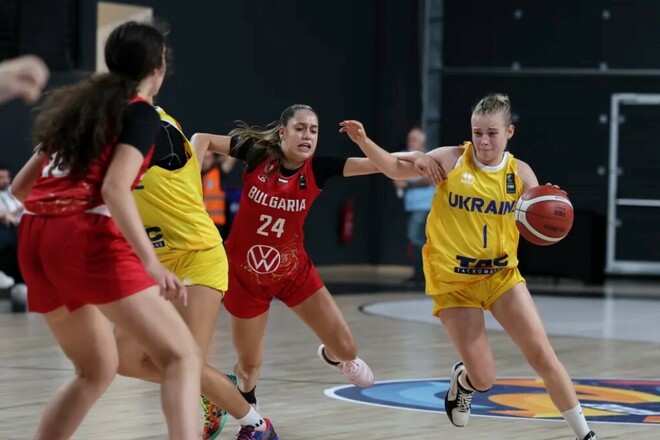 Жіноча збірна України U-16 з баскетболу поступилася Болгарії