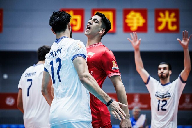 Фавориты не без проблем разобрались со сборной Казахстана в матче ЧМ U21