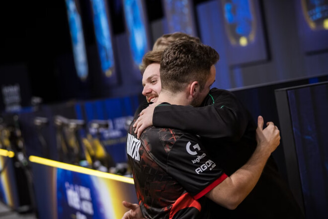 Битва братів Ковачів і старт чвертьфіналів. Розклад другого дня EWC