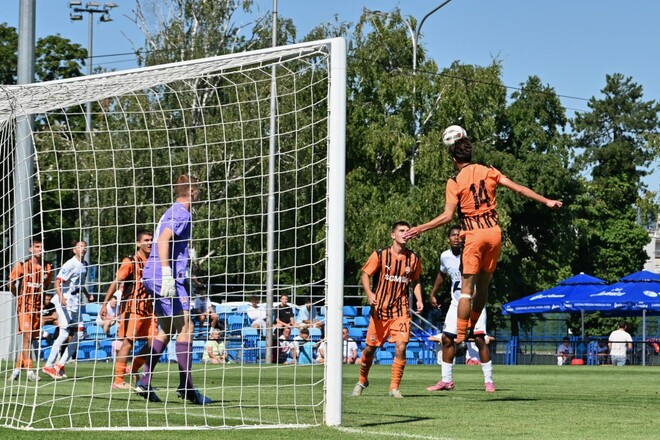 Феерия африканского таланта. Шахтер U-19 не оставил шансов Карпатам