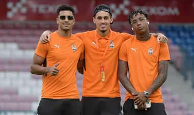 ФОТО. Шахтар прибув на стадіон у Кракові, де зіграє проти Серветта