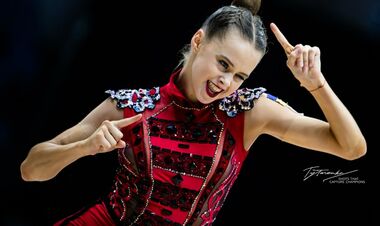 Онофрийчук на высоте. Украинки начали ЧМ по художественной гимнастике