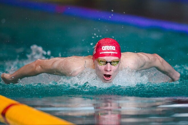 Никита Шеремет на ЮЧМ повторил юниорский мировой рекорд на 50 м в/с