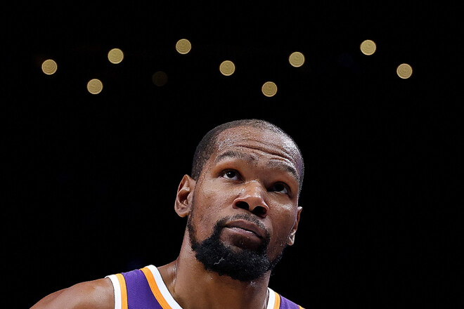 Звездный игрок Хьюстона отказался от максимального контракта