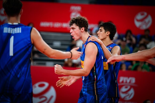 Италия начала выступления на чемпионате мира U21 с уверенной победы