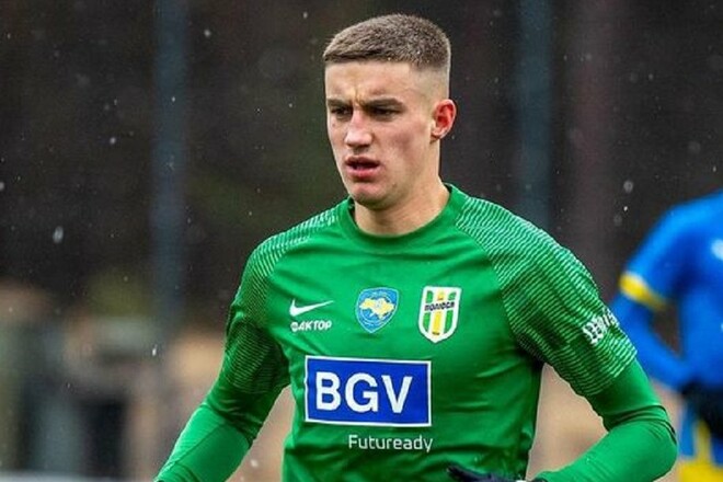 Травма задней поверхности бедра. На сколько выбыл Крушинский у Полесья?