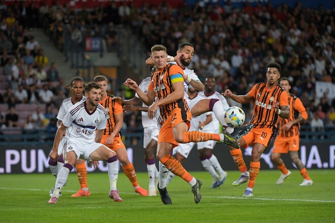 Нічия Шахтаря, поразки Динамо та Полісся, жереб USO, перемога волейболістів