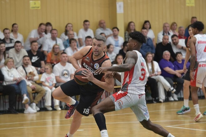 Агафонов може змінити клуб в Суперлізі. Є два претенденти лідера Мавп