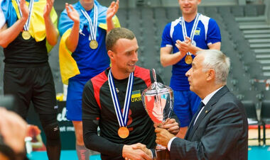 Екс-капітан збірної з волейболу бореться з онкологією і потребує допомоги