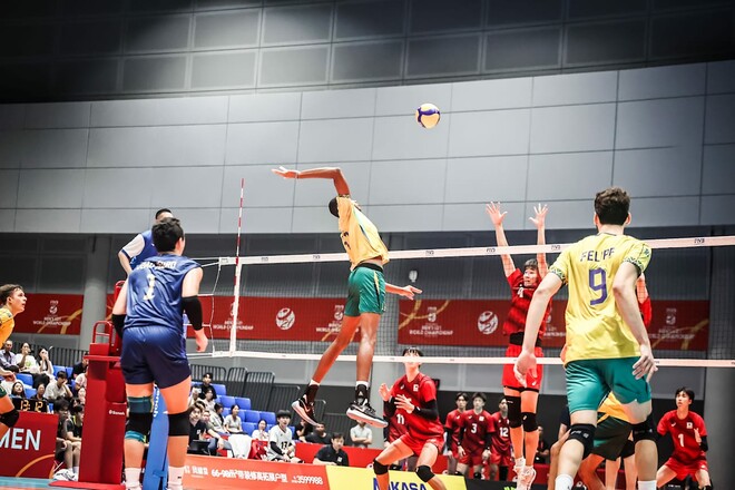 Бразилія – Колумбія. Чемпіонат світу U21 з волейболу. Дивитися онлайн LIVE