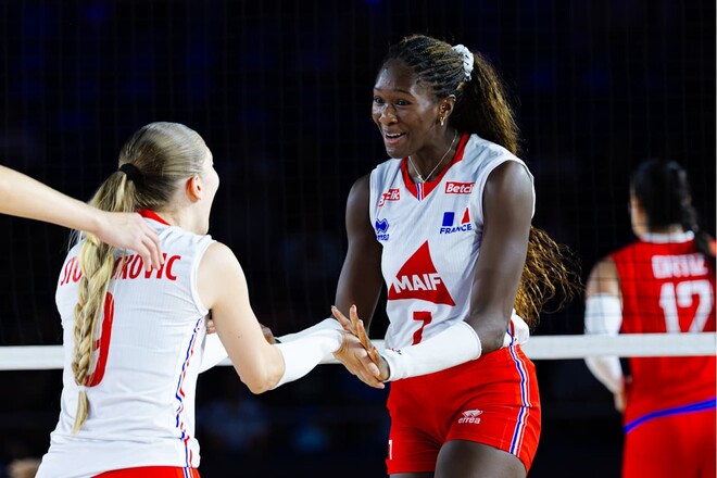 Франція на старті ЧС розбила колишніх суперниць України за місце в ЛН