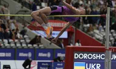 Кубковые сенсации, Дорощук выиграл этап БЛ, золотые медали Лузан и Шеремета