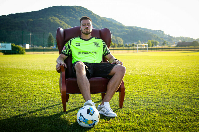 Голкипер клуба УПЛ: «Хотел бы поужинать с Буффоном и Клоппом»