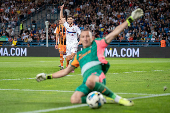 Різник тримав партнерів у напрузі. Близнюк – про гру Шахтаря та Серветта