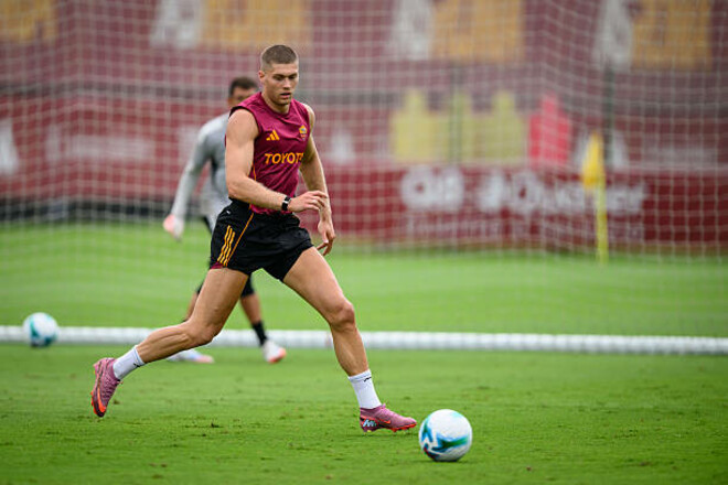 «Цього ніколи не було». В Італії повідомили важливі новини щодо Довбика