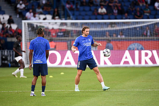 Стало известно, с кем Забарный уже подружился в ПСЖ