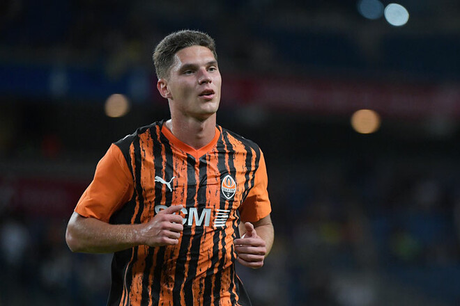 Бенфика остается в гонке за Судаковым. Шахтер не хочет сбавлять цену