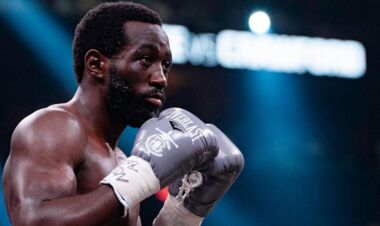 Crowfrd called a boxer who surpassed Usik and Muhammad Ali