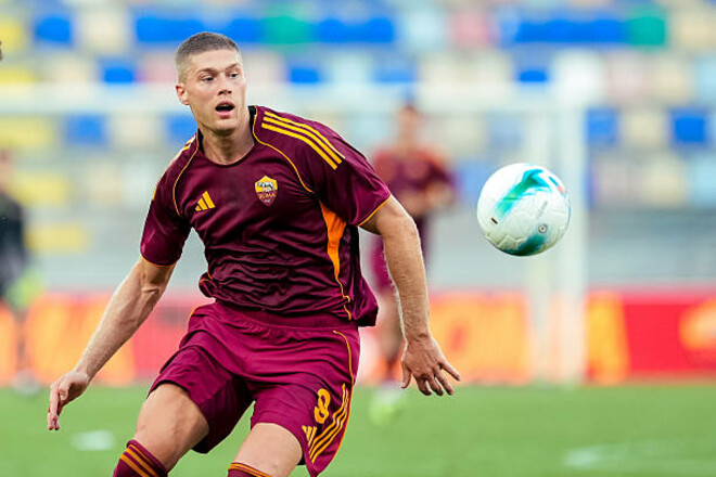 Байер мог подписать звездного форварда из Украины. Почему все сорвалось?