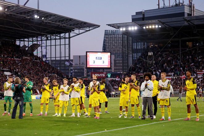 Боруссия Д на старте сезона упустила победу с 3:1 после удаления на 85-й