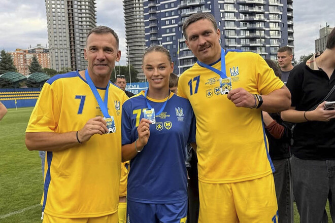 ФОТО. Билодид поделилась эпичным кадром с Шевченко и Усиком