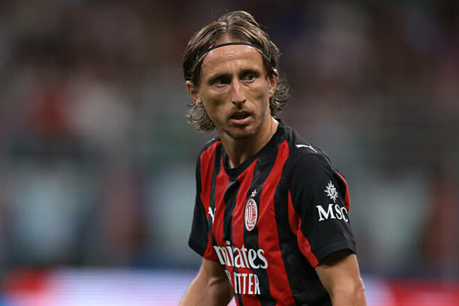 Дебют Модрича, возвращение Аллегри. Милан сенсационно проиграл в Серии А