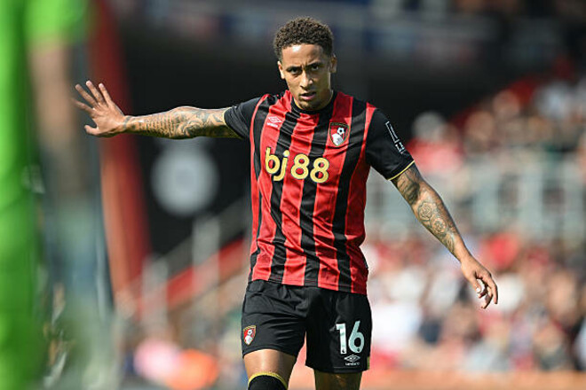 Борнмут – Вулвергемптон – 1:0. Чому видалили Тоті? Відео гола та огляд