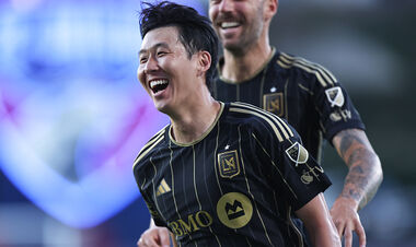 ВІДЕО. Шедевр зі штрафного: Сон забив перший гол після відходу з Тоттенхема