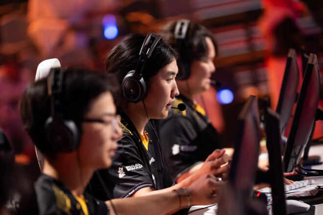 MongolZ – Aurora. Esports World Cup. Гранд-фінал. Дивитись онлайн. LIVE