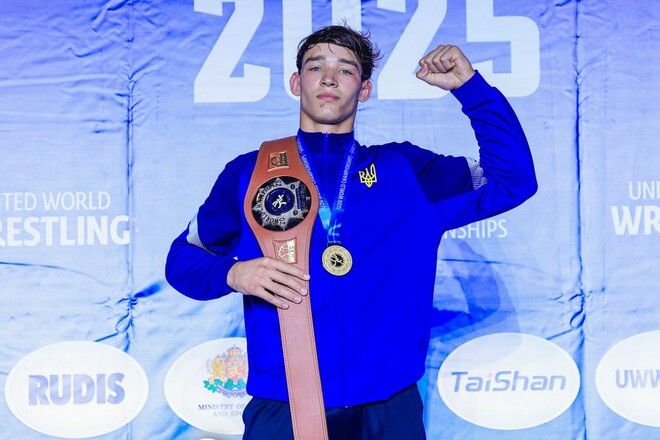 Єгор Якушенко взяв золото на чемпіонаті світу U20 з греко-римської боротьби