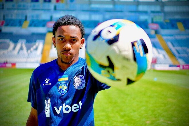 После долгого перерыва определилась судьба футболиста Черноморца