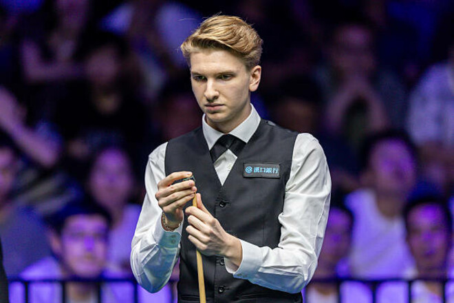 Уступил чемпиону мира. Бойко проиграл Чжао Синьтуну на старте в Китае