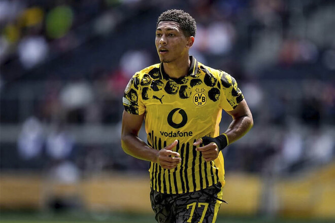 ФОТО. Отец младшего Беллингема вступился за сына. Что случилось?