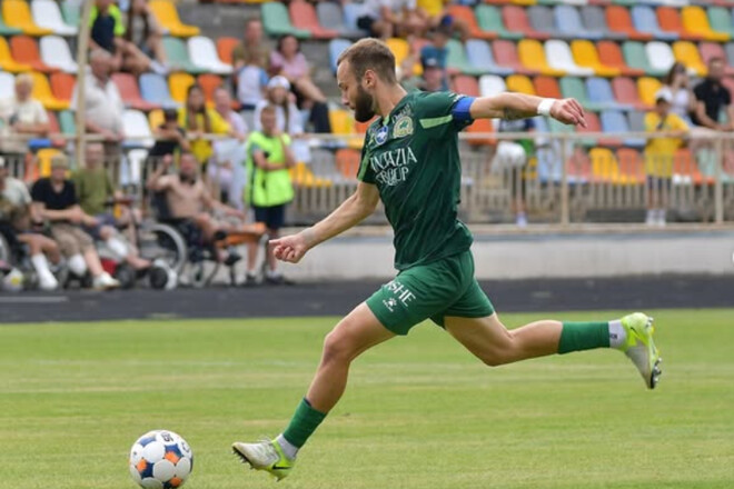 Реал Фарма та Нива Тернопіль проводять матч Кубка України. Стартові склади