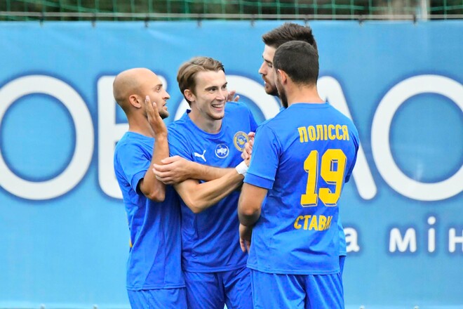 Полісся Ставки та Ребел проводять матч Кубка України. Стартові склади