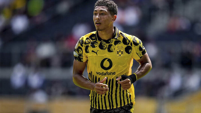 ФОТО. Батько молодшого Беллінгема заступився за сина. Що трапилося?