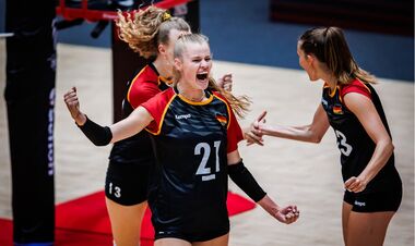 Германия одержала вторую подряд сухую победу и пробилась в плей-офф ЧМ