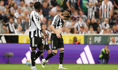 У сорок вилучення. Ентоні Гордон отримав червону картку перед перервою