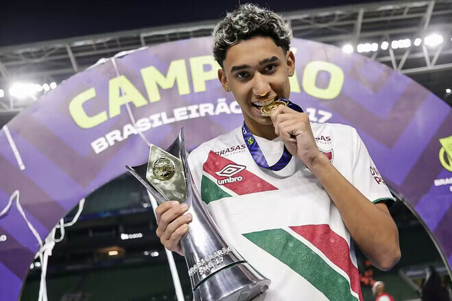 Ізакі у Шахтарі: працьовитий вундеркінд, покликаний замінити Судакова