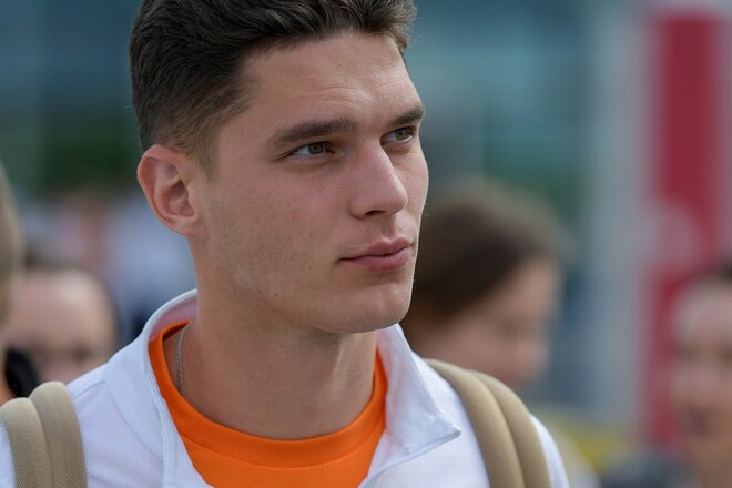 ФОТО. Шахтер прибыл в Женеву, где сыграет с Серветтом