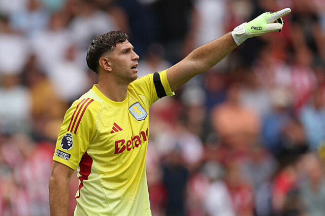 Кращий воротар світу не змінить клуб через рішення тренера