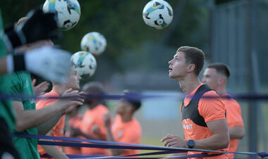 ФОТО. Шахтар провів тренування у швейцарській Женеві перед грою ЛК