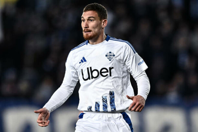 ВИДЕО. Итальянский клуб представил памятник, сделанный своему капитану