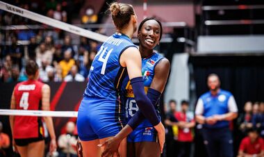 Непобедимая Италия проходит в следующий раунд ЧМ с первого места