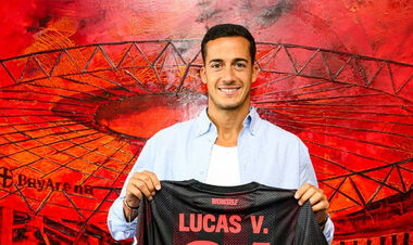 «Чекаю на продовження свого шляху». Коментар Васкеса після трансферу в Баєр