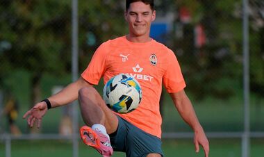 ФОТО. Шахтер провел тренировку в Женеве за два дня до игры ЛК с Серветтом