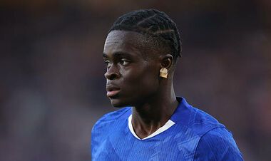 Заміна Довбику. Рома провела успішні перемовини з форвардом Челсі