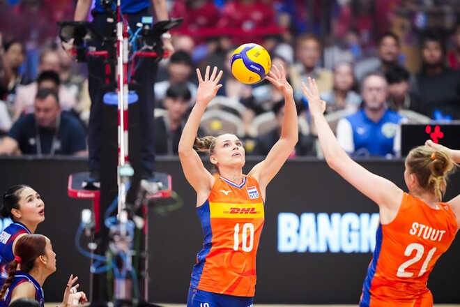 ЧС з волейболу. Нідерланди вирвали перемогу у господарів на тай-брейку